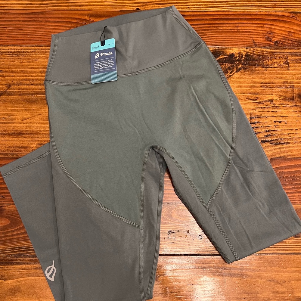 NWT Ptula Leggings - Medium - Green Gray
